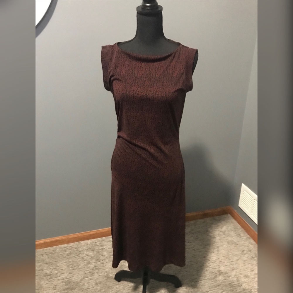 MOSSIMO Burgundy and Black Womens Dress